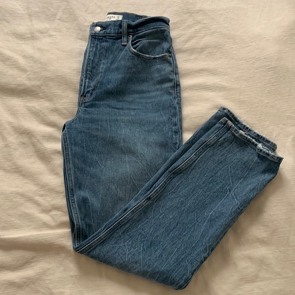 Abercrombie Curve Love The 90s Straight Ultra High Rise Jeans 27 Regular